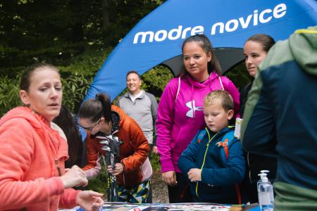 Na jubilejnem dobrodelnem pohodu zbrali 10.040 evrov (1)